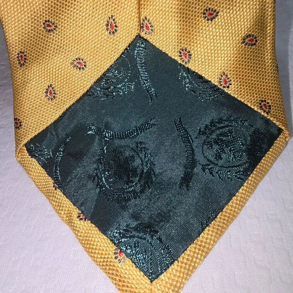 TOMMY HILFIGER YELLOW TIE WITH RED TEARDROP DESIGN IMPORTED SILK FABRIC MENS